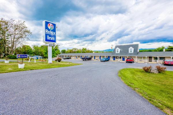 Relax Inn By OYO Natural Bridge I-81, Rezervovat Hotel Natural Bridge Station Virginie