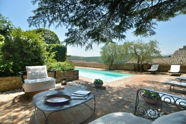 Historic Apartment In Medieval Village, Rezervovat Apartmán Poggio Aquilone 