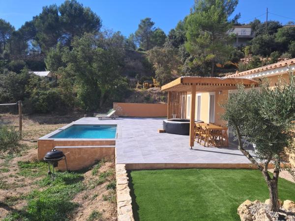Villa MOATIE Provence Holiday, Rezervovat  Hotely v Varages s bazénem, Bazén