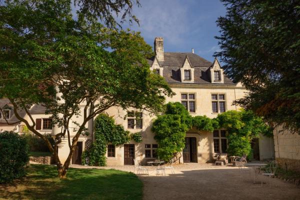 Manoir saint Eusèbe, Rezervovat  Centre hotely s parkováním, Parkování
