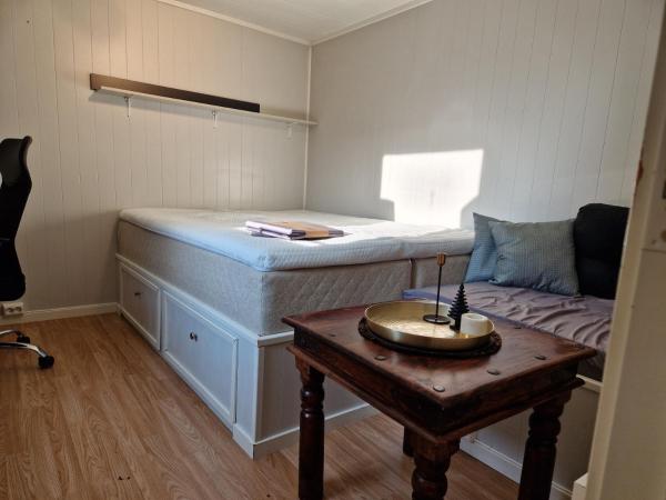 Cozy Basement Apartment in Leknes Shared & Affordable, Rezervovat  Leknes Lofoten