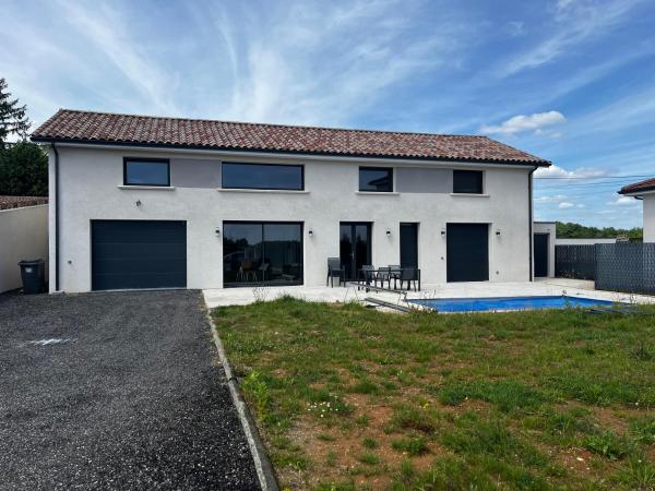 Villa en campagne, Rezervovat  Roussillon Isère