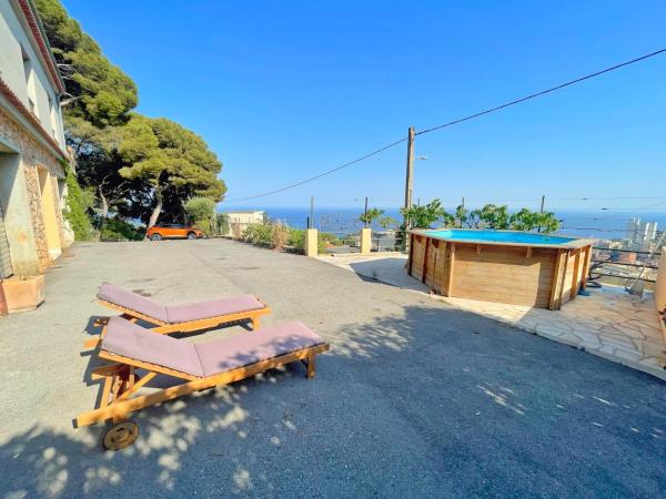 Panoramic View Villa Swimming Pool, Rezervovat  Monako hotely s bazénem, Bazén