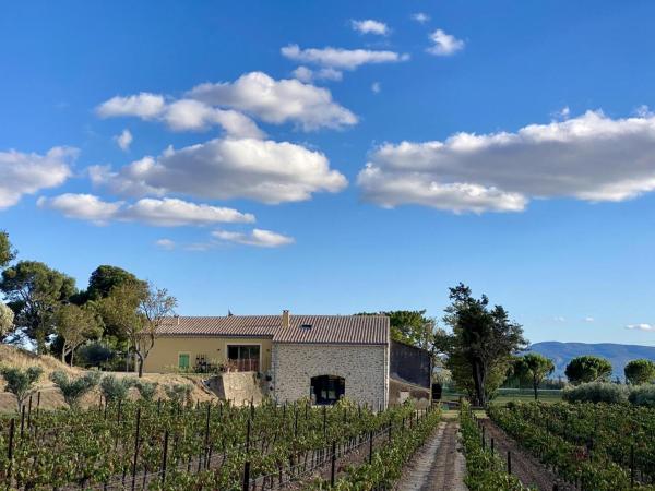 Domaine Saint Antoine, Rezervovat  Aude hotely s parkováním, Parkování