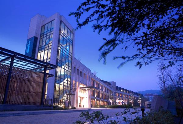 Lakeshore Hotel Hsinchu, Rezervovat Lázně / Resort Sin-ču Hsinchu