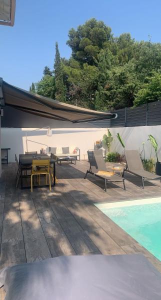 Villa avec piscine proche mer et colline, Rezervovat  Hotely v Carros s bazénem, Bazén