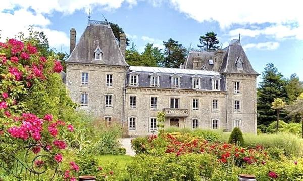 Gîte 1 Château Bellenau, Rezervovat  Saint-Côme-du-Mont 