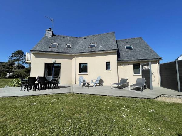 Villa à 50m de la plage avec jardin, WIFI à TREGASTEL - Réf 138, Rezervovat  Trégastel 