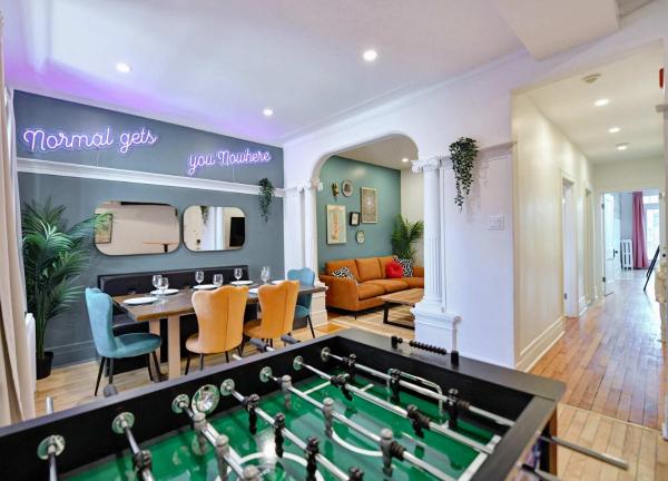 MTLVacationRentals - The FabFour