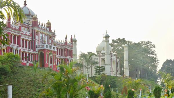 Resort Everest, Rezervovat  Mādāri Hāt West Bengal