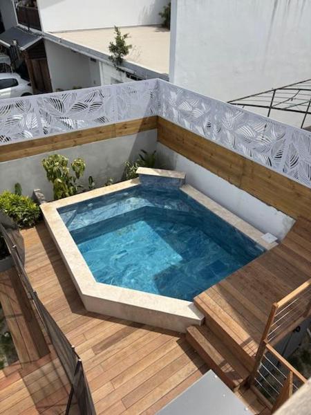 Pearl Villa with pool near lagoon, Rezervovat  Saint-Paul Réunion