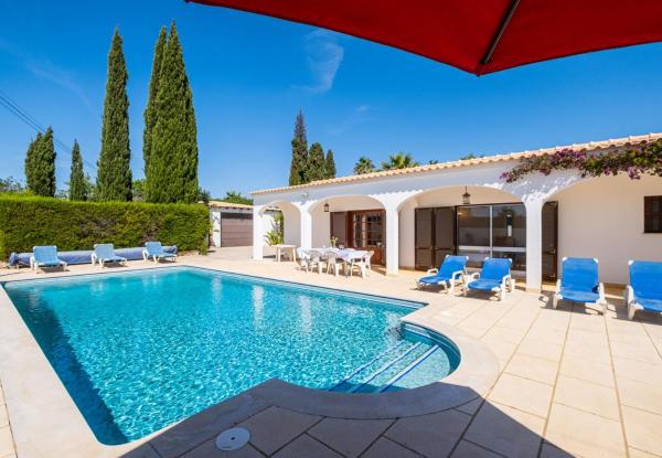 Villa Retiro no Campo, Rezervovat  Guia hotely s bazénem, Bazén