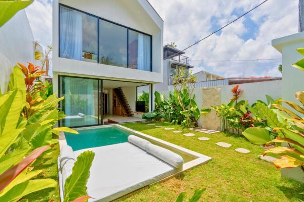 Lovely Nyanyi 1 - 2BR Private Pool Villa - Nuanu, Rezervovat  Cemagi hotely s bazénem, Bazén