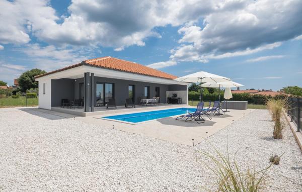 Villa Vitanoa, Rezervovat  Hotely v Central Istria s parkováním, Parkování