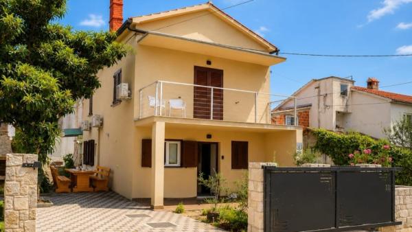 Casa Jakomere by Villas Guide, Rezervovat  Hotely v Pula Region s parkováním, Parkování