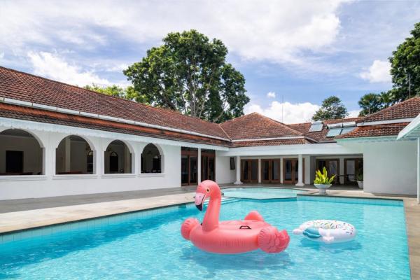 The Kamalaya Hotel Garden & Wedding House, Rezervovat  Bandung Wetan 