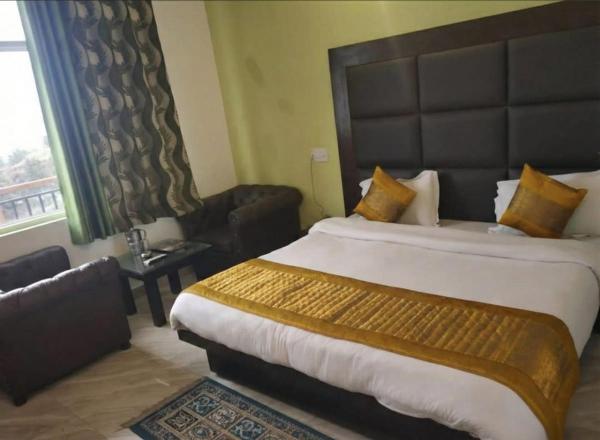 Storm Valley Hotel, Rezervovat  Mussoorie Uttarakhand