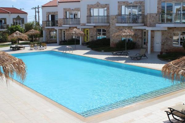 Villa mit Pool in Makry Gialos - Grapevine, 200 Meter zum Strand, Rezervovat  Pilalímata Lasithi Regional Unit
