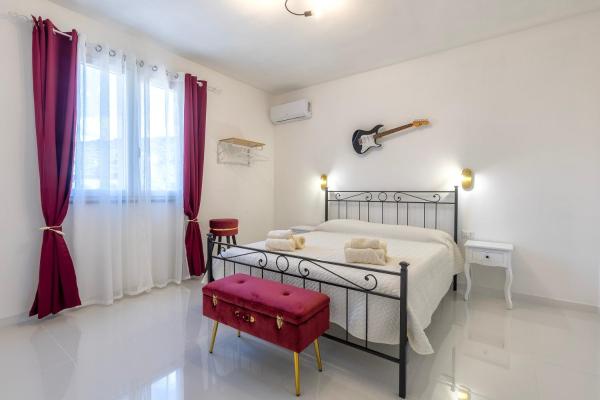 New and Vintage Villa - Anni 50, Rezervovat  Valverde Sardinie