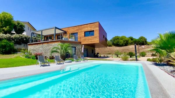 Casamea - Villa Familiale, Piscine chauffée, Clim, Rezervovat  Korsika hotely s bazénem, Bazén