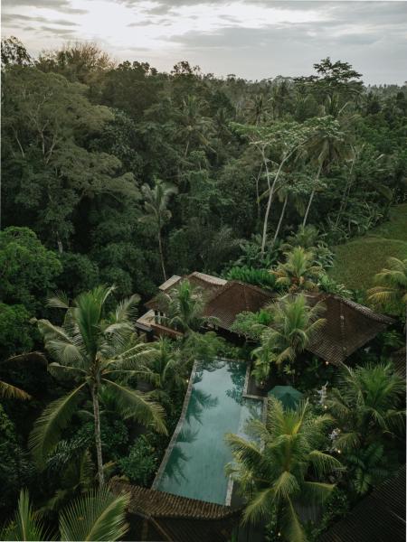 Aksmi Suites & Villas, Rezervovat  Bedahulu Bali