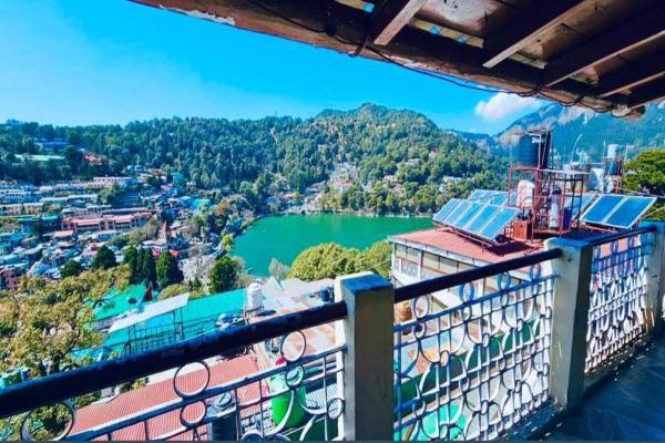 Naini Hill View and Lake Stays, Rezervovat  Nainital Uttarakhand