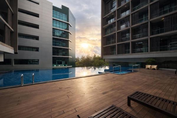RlVERSON DUPLEX SKYLOFT 3BR FREE PARKING DRINKING WATER DISPENSER PROVIDED, Rezervovat  Sabah hotely s bazénem, Bazén