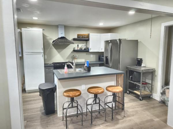 Peach City Suites, Rezervovat  Atlanta Georgie