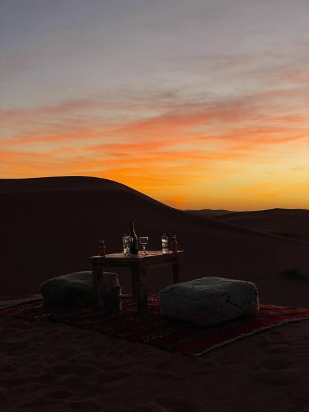 Anssuf merzouga luxury camp, Rezervovat  Merzouga 