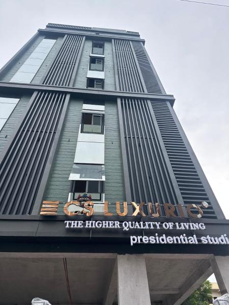 CS Luxurio Presendential Suites Gachibowli, Rezervovat  Gachibowli 