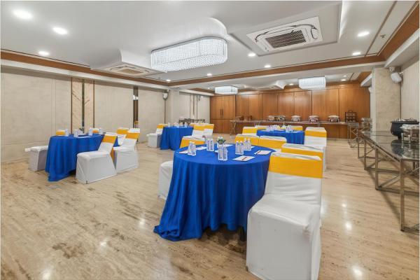 Playsales Rooms To Go, Rezervovat  Vadódara Gujarat