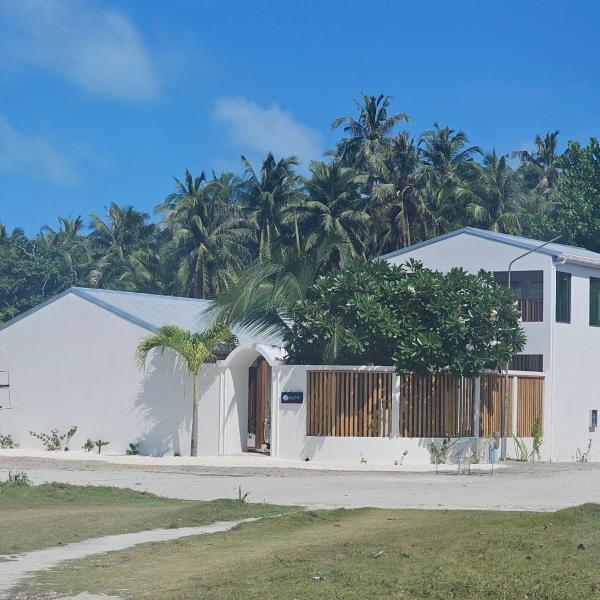 Pearl Villa, Rezervovat  Hotely v Northern Atolls s parkováním, Parkování
