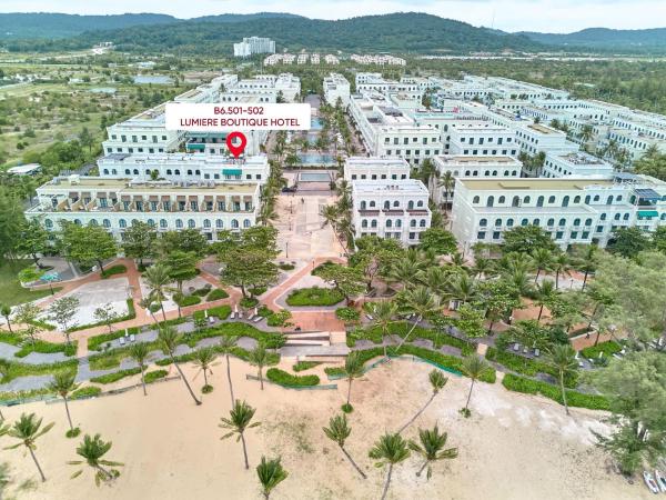 Lumiere Boutique Phu Quoc Hotel, Rezervovat  Hotely v Mekong Delta s bazénem, Bazén