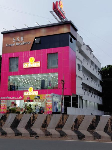 ssr grand residency, Rezervovat  Padappai Tamil Nadu