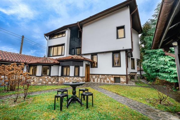 Villa TIANA Bansko 7-Bedroom Luxury Chalet, Rezervovat Chata Hotely v Blagoevgrad Province s parkováním, Parkování