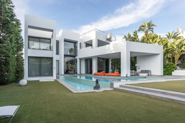 Villa Elite Maribiza, Rezervovat  Cala Llenya Ibiza