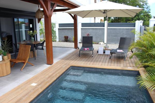 Kaza Kigélia - Villa avec piscine privative - Proche de Tout, Rezervovat  Hotely v Marie Galante s bazénem, Bazén
