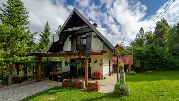 Chalet House Olga, Rezervovat Chata Hotely v Kvarner s parkováním, Parkování