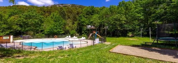 ZEcamping 2 étoiles pet friendly piscine snack bar et restaurant, Rezervovat  Fenouillet Corbières