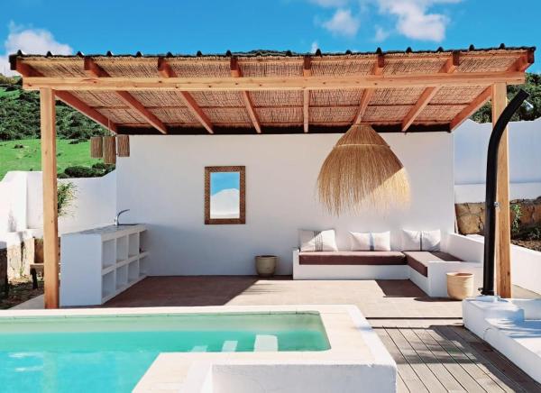 White Cottage - beach front Villa in Sidi Mghayt, Rezervovat  Demina Tanger-Tetouan