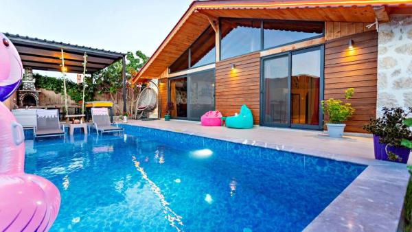 Saribelen Village Luxury Villa, Rezervovat  Mediterranean Region Turkey hotely s parkováním, Parkování