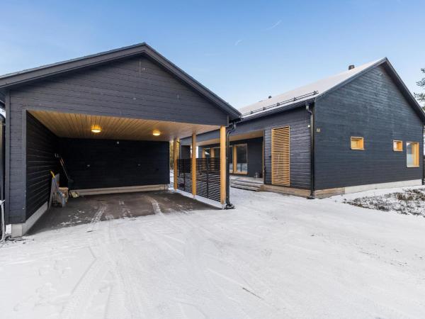 Holiday Home Villa plywood by Interhome, Rezervovat  Hotely v North Ostrobothnia s parkováním, Parkování