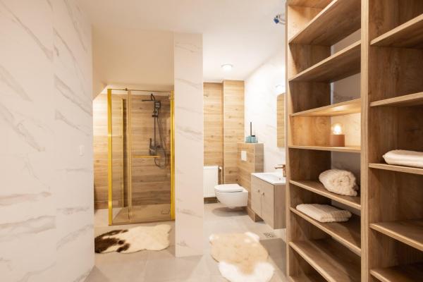 Hozi House -4 cozy apartments free parking, Rezervovat Apartmán Hotely v Osrednjeslovenska s parkováním, Parkování