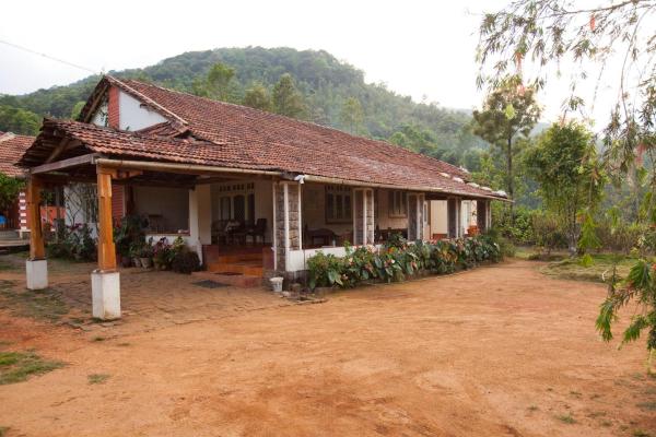 Kabbe Hillview Homestay, Rezervovat  Madikeri 