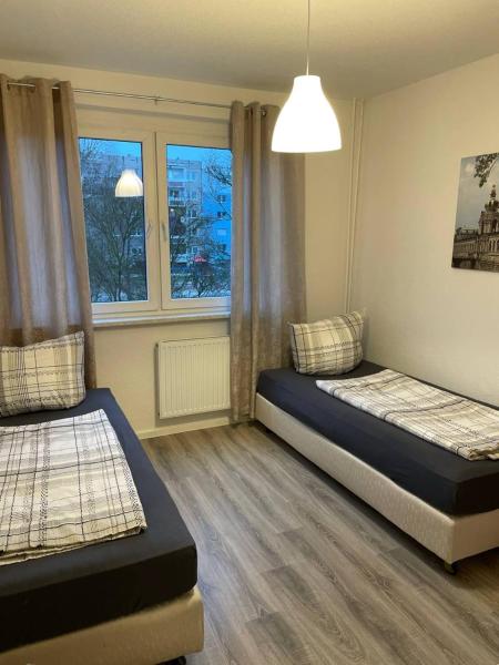 Zweibettzimmer für Monteure in Dessau 3-Zimmer-Wohnung mit Gemeinschaftsküche und -Bad, Rezervovat  Mildensee Sasko-Anhaltsko