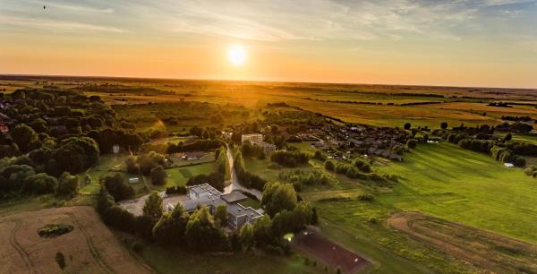 Piktupės slėnis, Rezervovat  Tauragė hotely s parkováním, Parkování