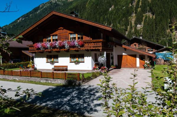 Ferienwohnung Maria Erlsbacher, Rezervovat Apartmán Hotely v Tyrolsko s parkováním, Parkování