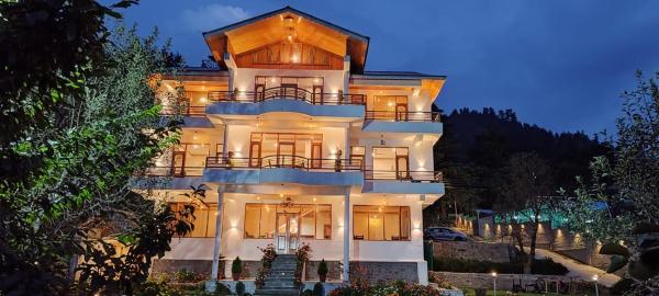 THE LANDSBY COTTAGES, Rezervovat  Naggar 