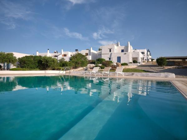 Leticia Villa with pool with amazing sea views, Paros, Rezervovat  Hotely v Marpissa s bazénem, Bazén