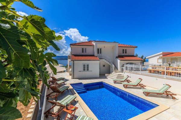 Villa Katarina, Rezervovat  Hotely v Split Region s parkováním, Parkování